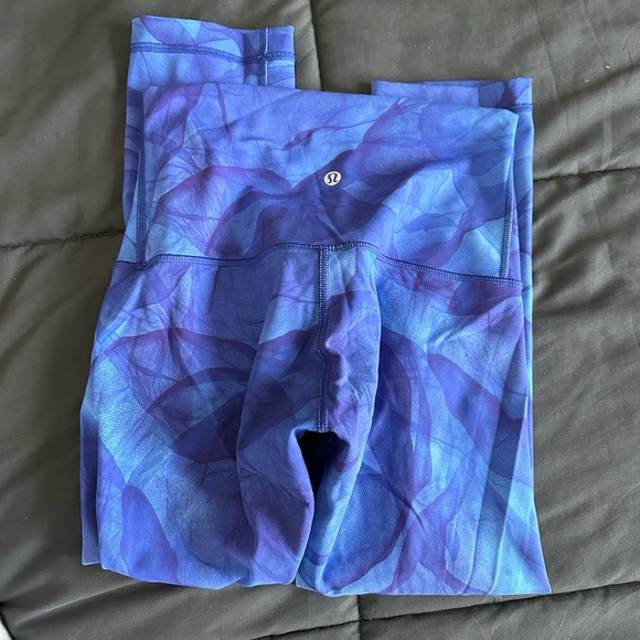 Lululemon leggings - Picture 3 of 3